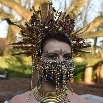 Artist
Wearable intricately recycled art, magical make-up, performative events