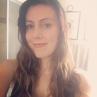 Former @chipubschools teacher who co-created @teachersseries. Co-founder of the satirical mom blog @thecleavelife IG=caitlingb