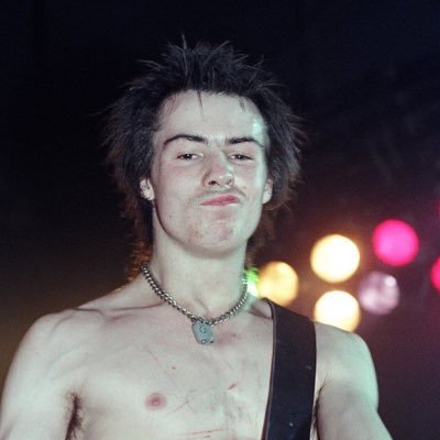 zzzzlu3's profile picture. 𝘴ꫝꫀ/ꫝꫀ𝘳, ꪶ𝓲𝘴𝓽ꫀꪀ𝓲ꪀᧁ 𝓽ꪮ 𝘴ꪮꪑꫀ ꪮꪶᦔ 𝘳ꪮᥴ𝘬 ꪑꪊ𝘴𝓲ᥴ