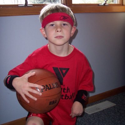 cuizmo's profile picture. uw-madison, chris paul, and the oxford comma