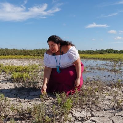 JosetteAngeliq2's profile picture. ✨Someday we'll find it
 The rainbow 🌈 connection 
The lovers, the dreamers,and me✨