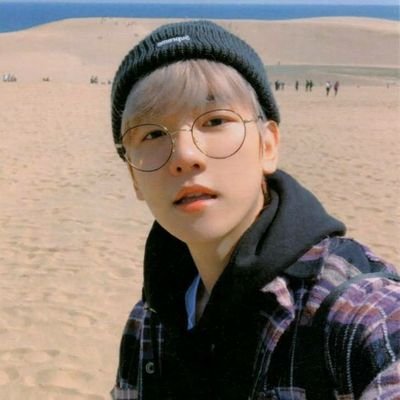 byunlighte's profile picture. @weareoneEXO