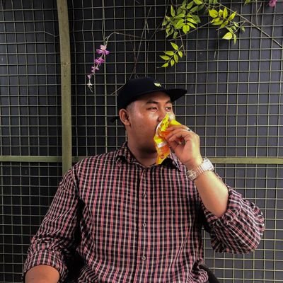 kalau rasa gembira tepuk dahi
