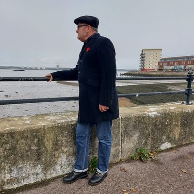 vesparhubarb's profile picture. scooterboy. 43 from hampshire. northern soul music.punk.drink bombay saphire & morgan spice rum.husband n father of two girls.