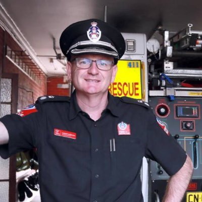 @FRNSW Zone Commander Regional South 3 Call Triple Zero (000) in an emergency Views are my own. Recruitmemt https://t.co/vtLeJaTSbv https://t.co/GyxNfjLSV1