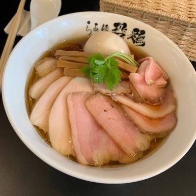 ラーメン大好き！いつもお会いした時に優しいフォロワーの皆さんに感謝！ラーメンポストが多いです。よろしくお願いします！🍏