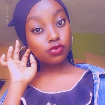 Proud muslimah🧕
Entrepreneur 
God above all💪
Thank you 1k followers 2k maybe😊