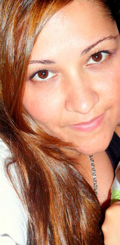 Priscillasmg's profile picture. Sonhadora e abençoada....em busca da felicidade sempre !Filha, irma, Noiva,universitaria....essa sou eu ! pensa que e facil ser eu ?! e Nada !!