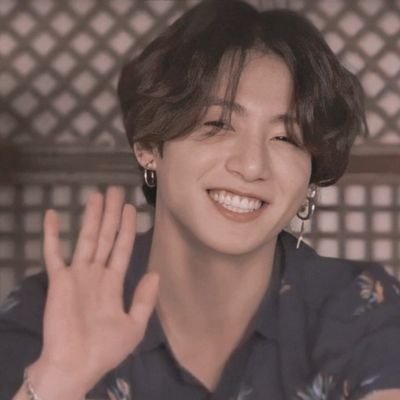 IPlayjeon's profile picture. 정국; make me begin