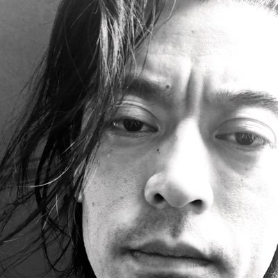 寿司職人になり、包丁1本でアメリカに渡る。
海外転職で多くの事を学び、失敗し新たな人生観が身に付きました。
海外転職するために今やっておくべき事をブログにしてます。
これからは日本人も海外転職で稼ぐ時代になりました。
英語ができたら転職にも有利!
新しい英語学習法はブログアウトプット学習法の紹介