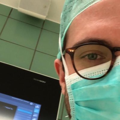 Anaesthesiologist (focus on critical care, phem, palliat. care) | bassotto lover