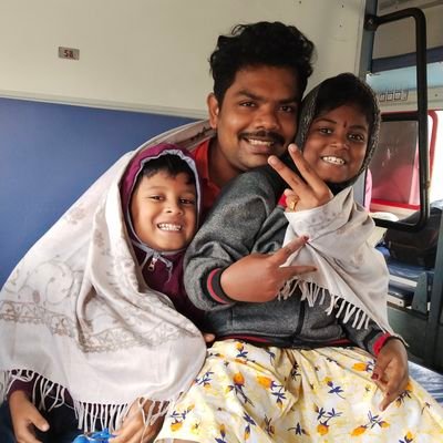 vivekmanikandan's profile picture. Proud to be a banker