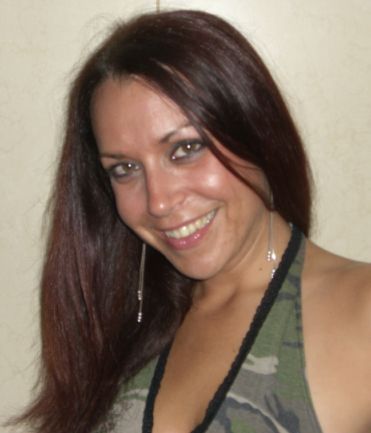 Missy_Fer's profile picture. I love to laugh and I love to live...and if there's a vodka, lime in hand, even better to enjoy myself!