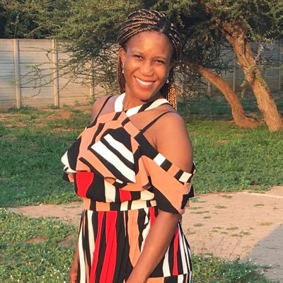 pskhosi's profile picture. Thokozani 👏🏾 Ngiyingane yamaThongo 👵🏿👴🏿Makudede ubunyama kuvele ukukhanya ☀️