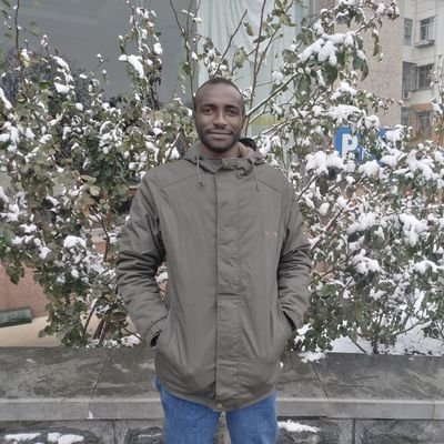 ABahereldin's profile picture. ‏‏ذوقي بسيط جداً، دائماً ما يعجبني الأفضل 🤗