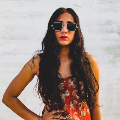 tailormadechaos's profile picture. fashion designer, blogger and little late on Twitter. 🤷🏾‍♀️
