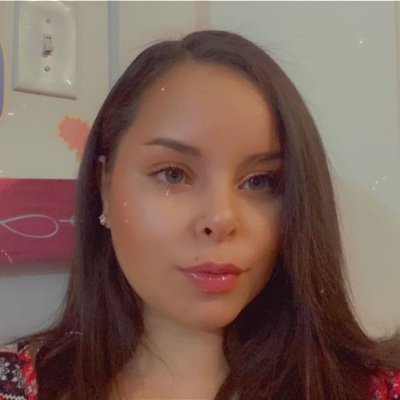 analiz714's profile picture. Sunshine with a little hurricane 🌪