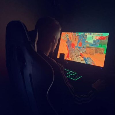 fayzenCSGO's profile picture. Actual status: - Player CSGO for WaYzEn eSports. - Available for all the LANs. - Follow me on Twitter