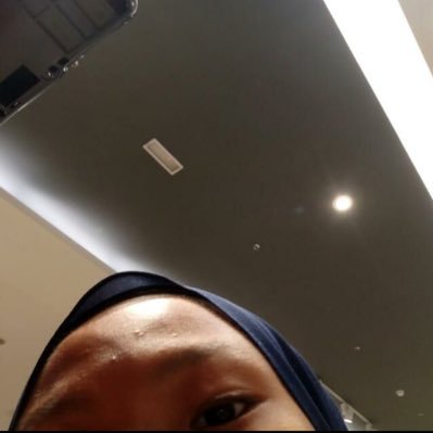 syierahzz's profile picture. ʸᵒᵘ ᵏⁿᵒʷ ᵐʸ ⁿᵃᵐᵉ ᵇᵘᵗ ʸᵒᵘ ⁿᵉᵛᵉʳ ᵏⁿᵒʷ ᵐʸ ˢᵗᵒʳʸ 🙂✨