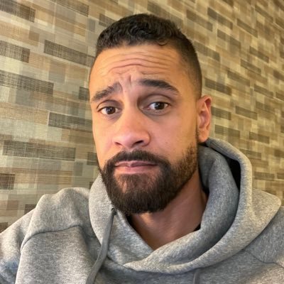 Jerell_Yancy's profile picture. Who doesn't love sports?