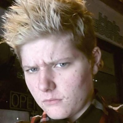 Shite jokes & ‘fun’ facts. F4f (follow for follow, not a girl looking for girls)