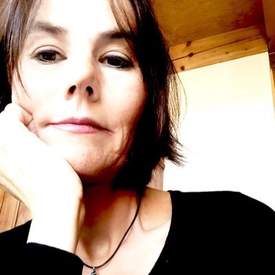 „Ich dachte immer, jeder Mensch sei gegen den Krieg, bis ich herausfand, dass es welche gibt, die dafür sind, besonders die, die nicht hingehen müssen.“ Satire