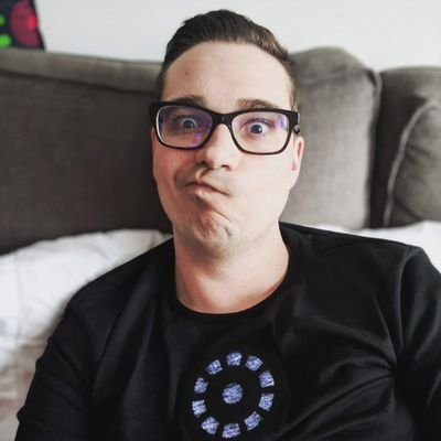 PC Enthusiast, PC Gamer, Creator with Unhinged Systems