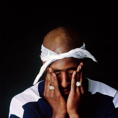 Survivor001_'s profile picture. Black Emancipation || End Poverty ||@hw_clothing_ng🖤|| Love first☝🏿️|| ||Man Utd🔴|| ||Man is free the instant he wants to be.....