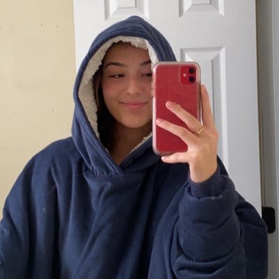 oliviaakatzz's profile picture. :D