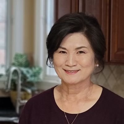 author of Korean Bapsang - a Korean mom's home cooking