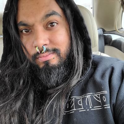 an ex death metal vocalist, weird ass, metal head, nerdy, Twitch Affiliate streamer in a middle of a cornfield !  join mufasa's pride at https://t.co/sbWAXB9oeP