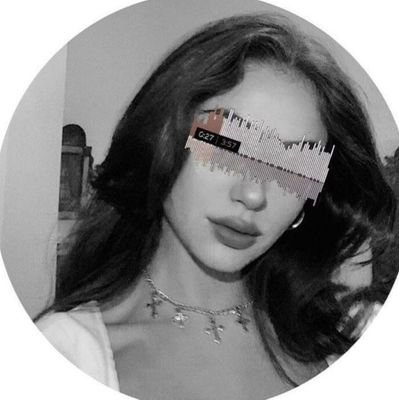 maryoom75081's profile picture. ‏‏Gülümsedi, kimse senin içinde ne olduğunu bilmiyor.