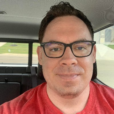I am a technologist who has a passion for all things privacy on the internet. I love powerlifting, learning, and spending time with my family.