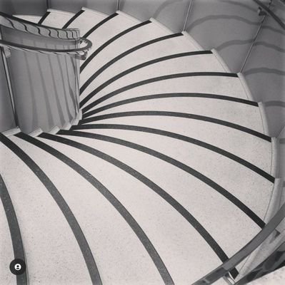 dropie74's profile picture. ...\...