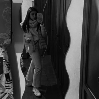 ig// isabelaguiilar_