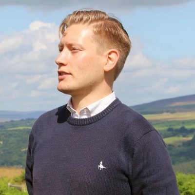 Executive Director of @WildMoorsUK 🎙️ | Nature and environment campaigner 🌳 | Studying PhD, Regulatory reform of the UK's upland environment ⚖️ ✡️ 🏳️‍🌈