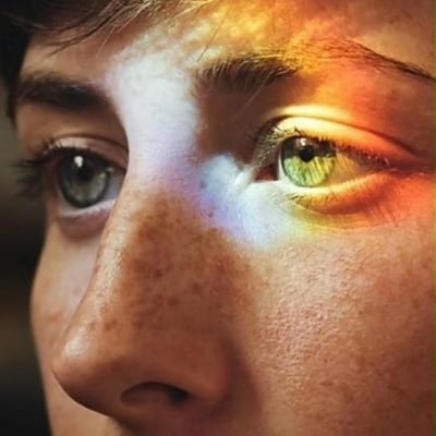 Roamer_r's profile picture. يقول عباس جماع: إن حظي كدقيق.. فوق شوك نثروه _ثم قالو لحفاة .. يوم ريح اجمعوه _عظِم الامر عليهم.. ثم قالو اتركوه _إن من أشقاه ربي ..كيف انتم تسعدوه