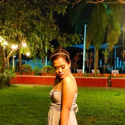 LizbethGreyz's profile picture. 