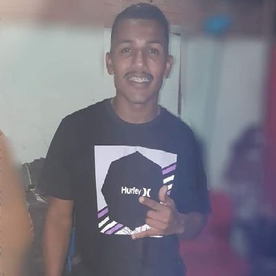 DanielA61442332's profile picture. Ariano♈
Flamenguista ⚫🔴
Filho do caçador 🏹💙