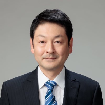 愛知県半田市長久世孝宏(くぜたかひろ)です。政治への理念や信念、また素の僕をつぶやきます。活動や市政の情報、後援会活動の予定・報告、などを発信していきます。