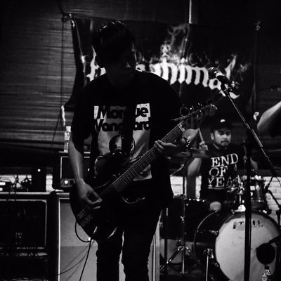 rezashabrinas's profile picture. Moslem, studied at FISIP UNPAD and riff master for @shabrinas_