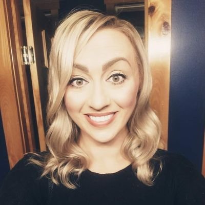 Monika71688662's profile picture. 