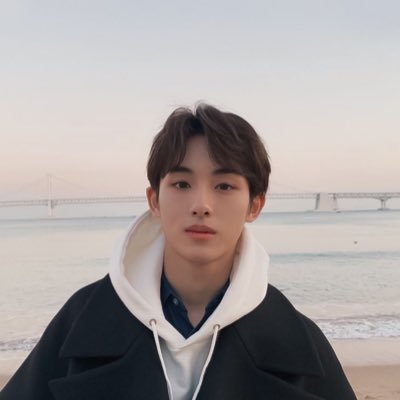 winwin is a chef PERIODT