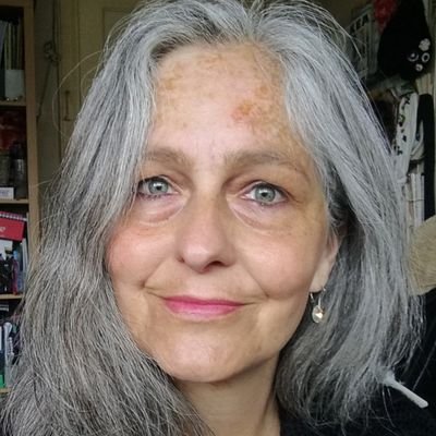 hullie's profile picture. 
