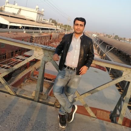 manzooralisoomr's profile picture. Development Professional