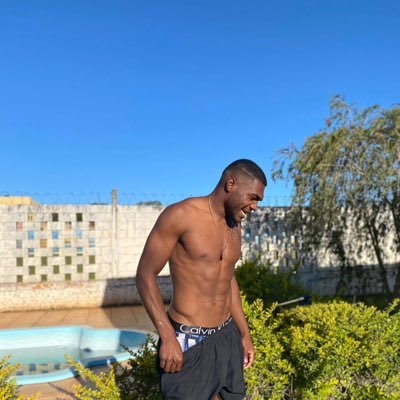 Abençoado , Atleta profissional de futebol ⚽️ @paulinojr_04insta 🤟🏾