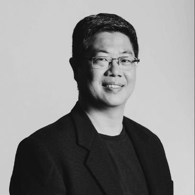 • Físico
• Assessor-chefe de Comunicação da UNESP
• Diretor Científico do IQC
• Ex-Diretor do IFT-UNESP
• CV Lattes: https://t.co/xkrDn5xiYk