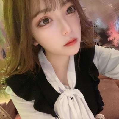 zbaH3nYGJNKd6AO's profile picture. 貧乏な母子家庭育ち(´•̥ ω •̥` )⇒介護職に就くもブラックすぎて鬱病になり退職⇒スーパーでレジ打ち⇒今の現状を変えたいと思い、ネットビジネスに出会う⇒3ヵ月で月収100万円達成💗
時間とお金が自由になってフリーダムガールに💓
私の様に現状を変えたいと思っている人を無料でサポートしてます💪