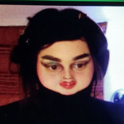 cassandra11235's profile picture. she/her