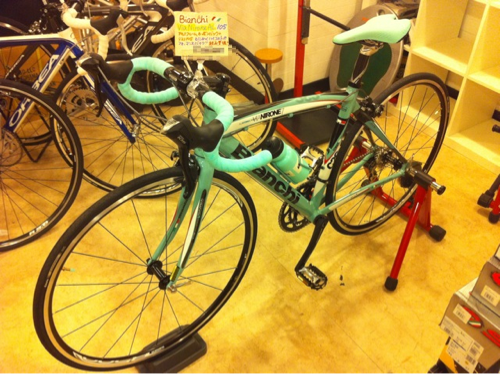 静岡県浜松市浜北区出身。 ロードバイク(Bianchi VIANIRONE7 2010年モデル)乗ります。 sakusaku、関内デビル、水曜どうでしょう、さまぁ〜ず×2、モヤさま好き。 阪神ファン。宜しくお願いします！